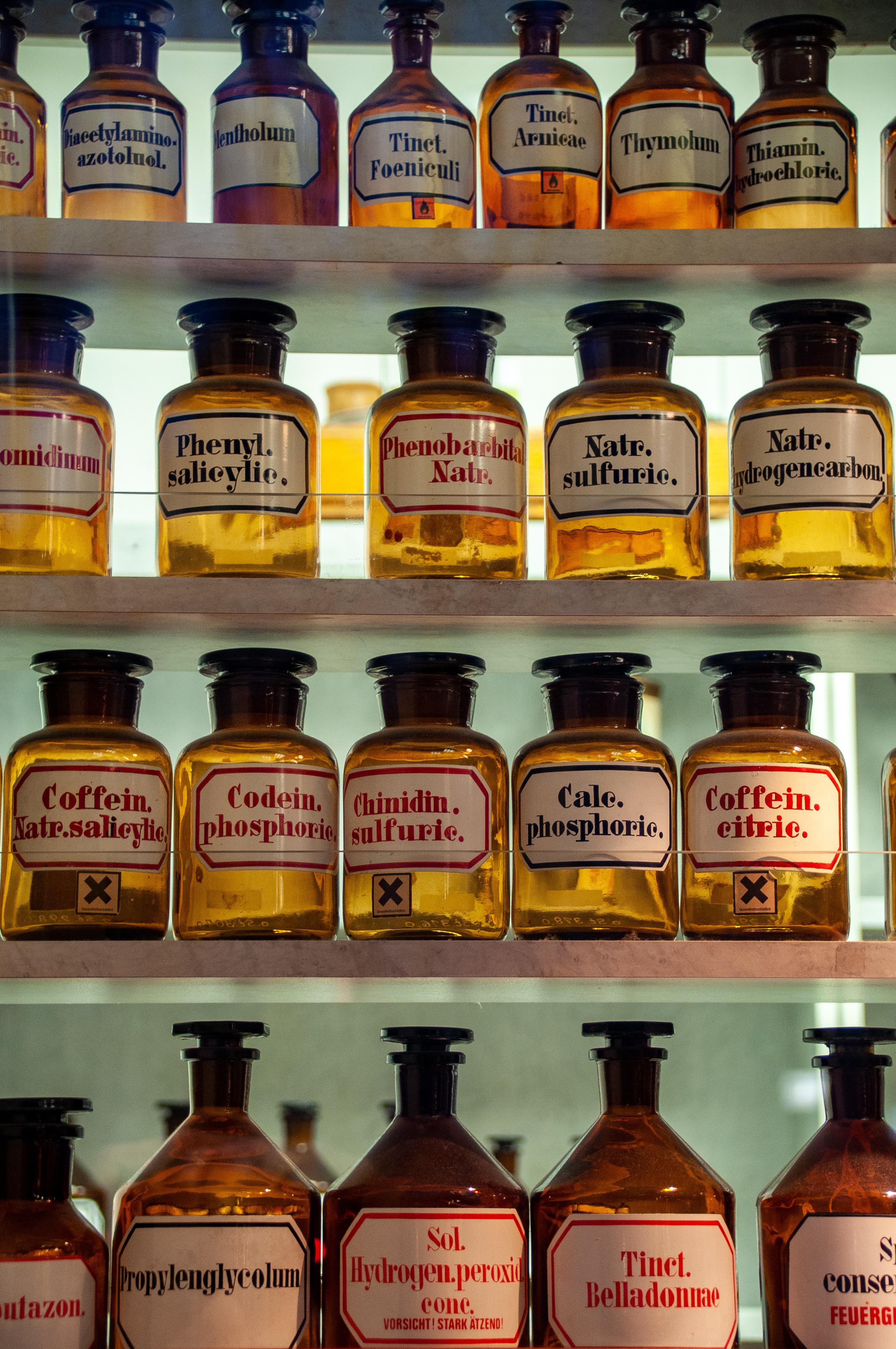 Apotheke